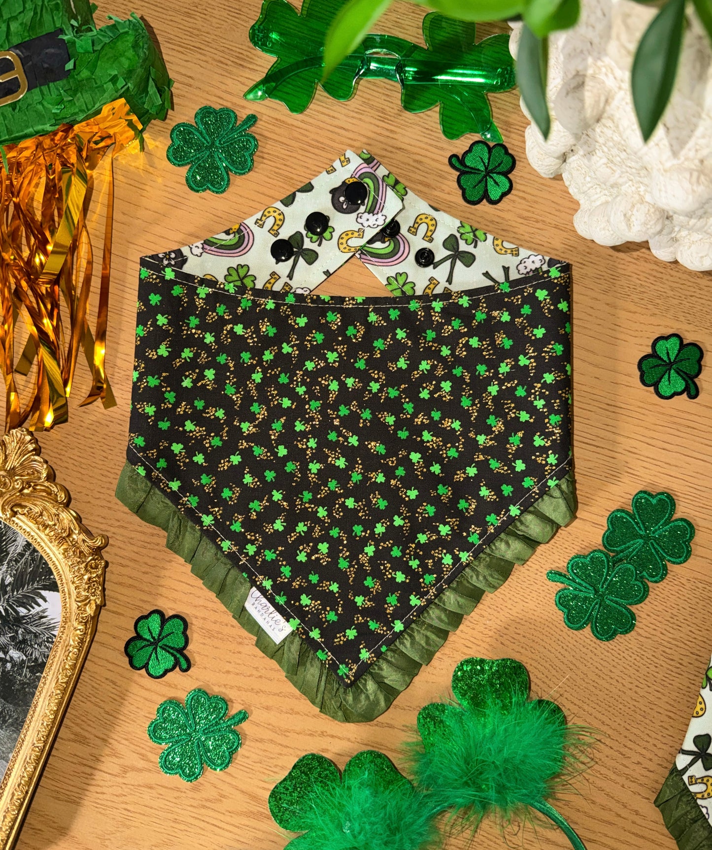 Lucky Bows/ Clovers on Black