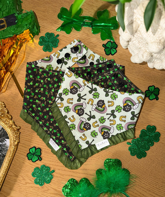 Lucky Bows/ Clovers on Black