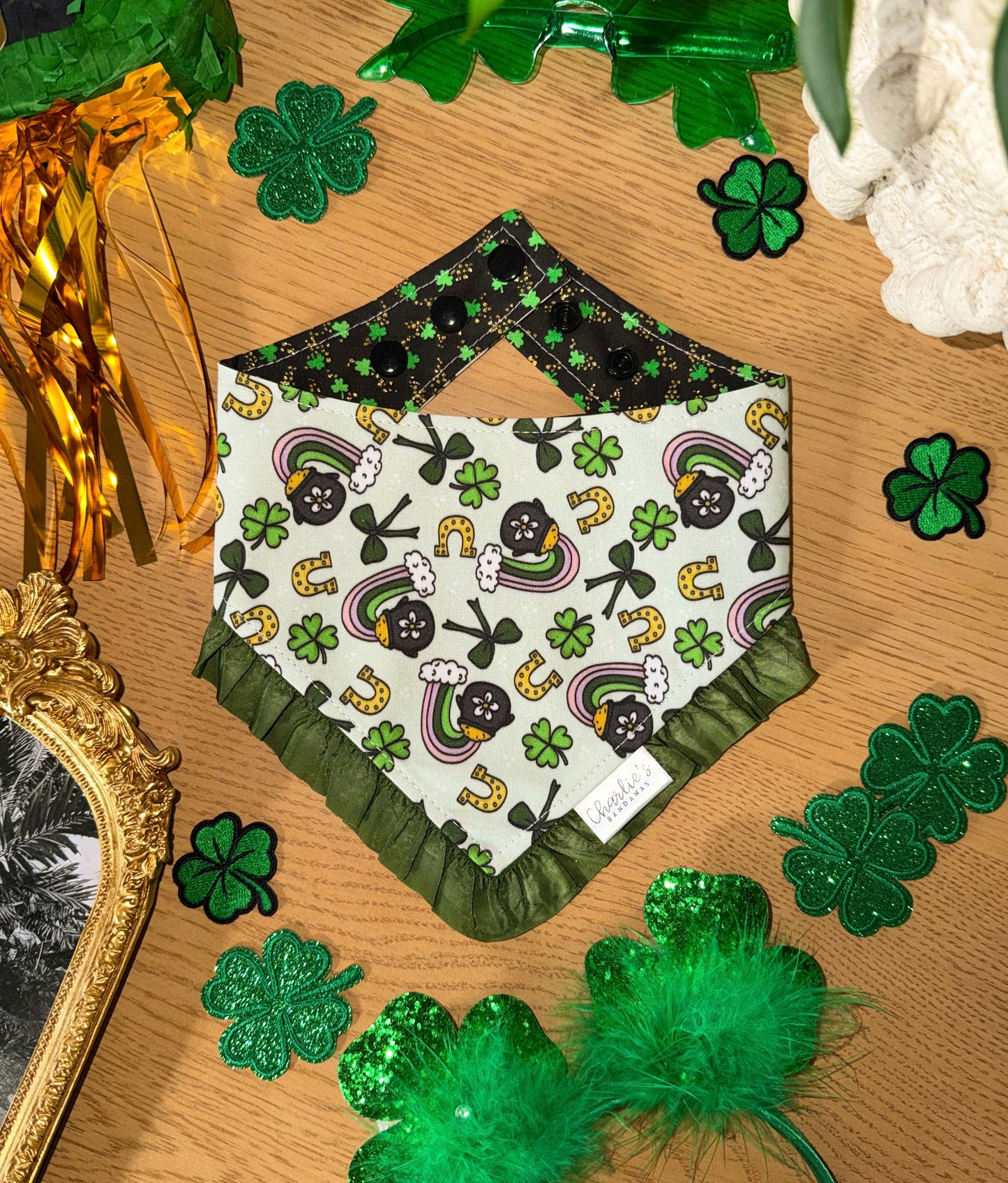 Lucky Bows/ Clovers on Black